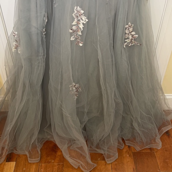 *NEW* LA FEMME 27968 floral embroidery appliqué cinderella ballgown - Picture 8 of 17